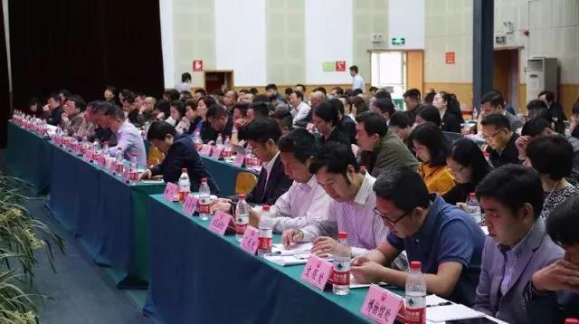 成都市文广新局召开系统工作会 赏金大对决做为企业代表做交流发言